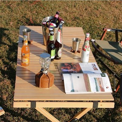 簡単な組み立てと清掃のための屋外固木卵丸ピクニック食卓