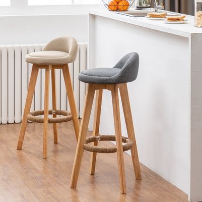 商用家具 マシッドウッドフレームと布の座席の現代的な高いバーストール