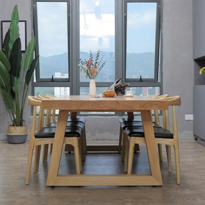 オフィスビル ノルディック・アート アシュアランス プロフェッショナルでモダンなデザインのための固木食卓