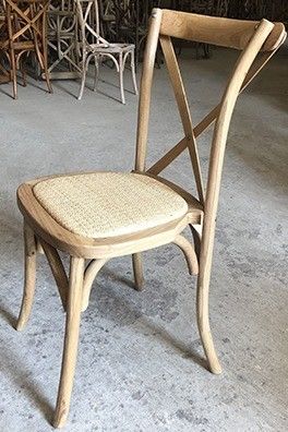モダンスタイル ニトロラック 完成品 固木 積み立てられる食卓 レストランや結婚式用