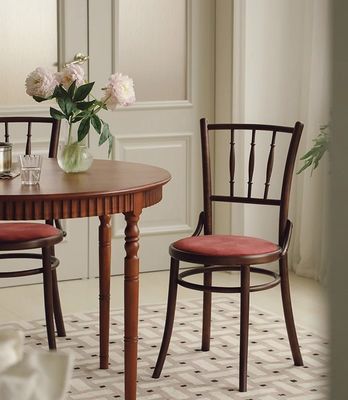 ダイニングルーム 家具 固木 ベルベット クラシック 木製 贅沢 古物 中古 現代の椅子 結婚式や特別なイベント