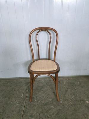 積み重ねられる木製椅子 100KG重量制限 現代の家具 レストラン ナチュアル 積み重ねられたラタン食卓