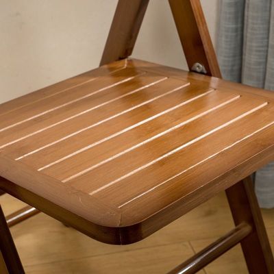 折りたたむ北欧デザイン 木製椅子 レストランやホテルの環境での食事