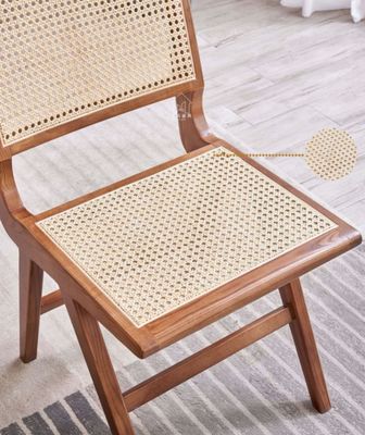 現代のデザイン ダイニングチェア 家庭用ダイニングルームのための実用的なラタン家具