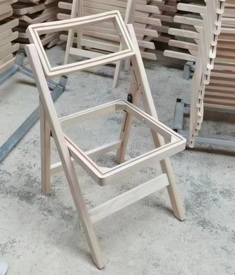 木製の食堂家具 レストランやイベント用耐久性のある折りたたみの椅子