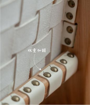 ホテル ノルディック デザイン 固い灰 木製 馬  седло 革 織物 座席 積み立てられる ダイニング 椅子 現代のカフェ・レストラン用