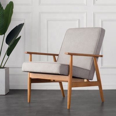 現代のリビングルーム家具 木製の揺れるソファ 布のベールベットシートを持つ fauteuil