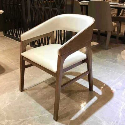 モダンダイニングルーム家具 オーク/アッシュ 木材 ホテル・レストラン用のアームチェア