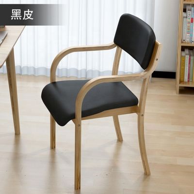 この固木の折りたたみの木の背筋の扶手椅子を用いて 食事のスペースを改良してください