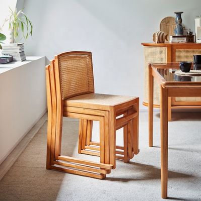 ダイニングルーム 家具 宴会用 現代の固木食卓 積み立てられるラタン椅子 NO 折りたたみ
