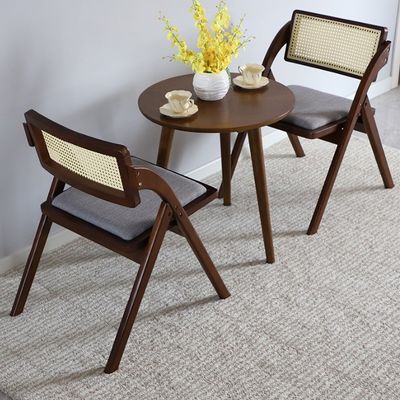 レストラン用折りたたむ木製椅子 耐久性のあるラタン式食卓椅子 天然/ナッツ色の椅子