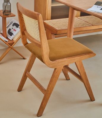 家庭 家具 漆器 完成 固木 食事 椅子 クッション と 自然 ラタン リュックレスト と 現代のデザイン 家具