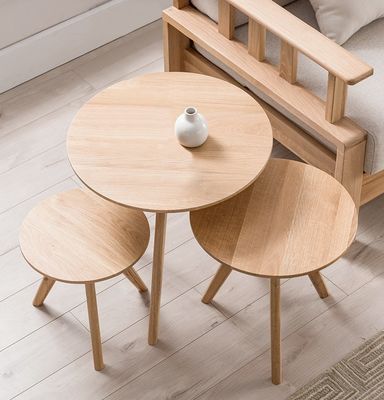 現代的なデザイン 丸い固木コーヒーテーブル リビング W32/40/50*D32/40/50*H30/40/51CM