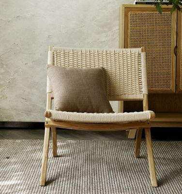 ホテルのリビングルーム家具 ノルディック様式 マシッドウッド リレージャーチェア 織りコードと折りたたむデザイン