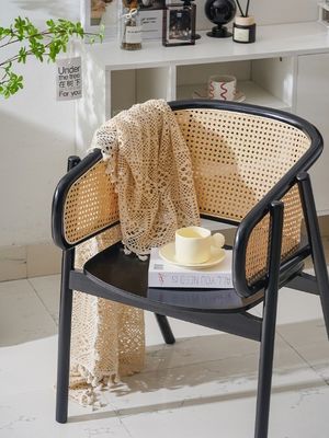 頑丈なナイトロラック 完成品 日本製 固木ラタン 食卓椅子 レストラン・食堂 2023年