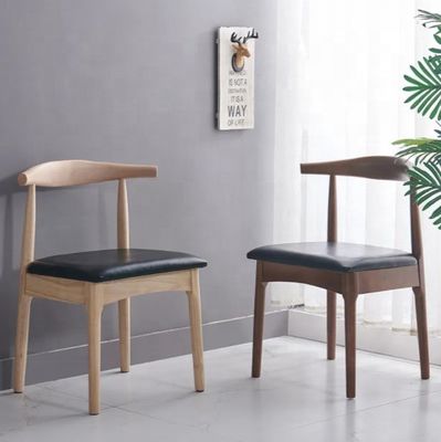 ダイニングルーム家具 ヨーロッパのスタイル オックスホーンとPU/ファブリックシートのモダンな椅子 木製枠 郵便包装 Y