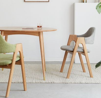 モダンデザイン 木製枠 ノルディック家具 キッチン テープ付き ダイニングルーム 椅子 ホテル レストラン用 布