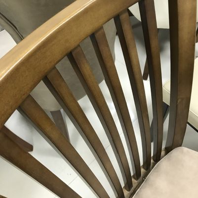 室内 モダン シンプル デザイン 家具 固体 ダイニング オーク 木材 レストラン 椅子 リビング 部屋 家具 郵便 包装 N W48*D57*H88CM