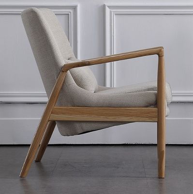 リビングルーム 家具 頑丈な木製の椅子 ソファ 敷き布団の扶手と枕