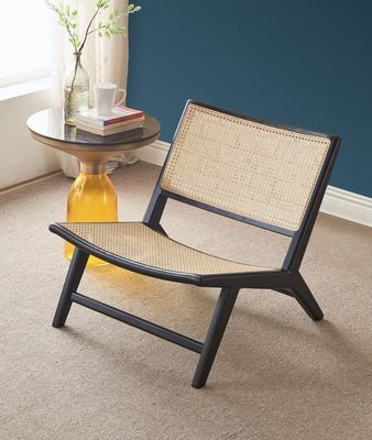 モダンなスタイル アッシュウッドダイニングチェアとラタンラウンジチェア W65*D80*H69CM