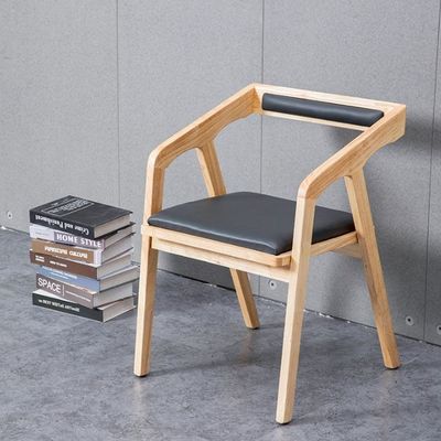 ホーム 家具 モダン ノルディックデザイン 木製食堂椅子 固木とPU革