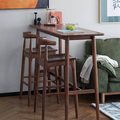 レストランの食卓用椅子