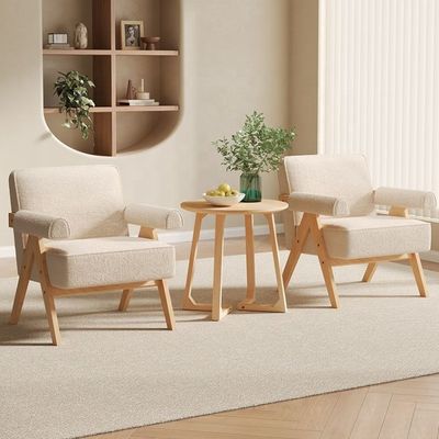 現代のリビングルーム家具 現代の固木枠 織物 革 オプション 単一の木製ソファ椅子 W70*D70*H80CM