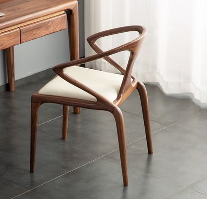 モダン・ノルドック・デザイン 餐室用 固木椅子 PU革食堂椅子 W51*D57*H80CM 折りたたみ NO