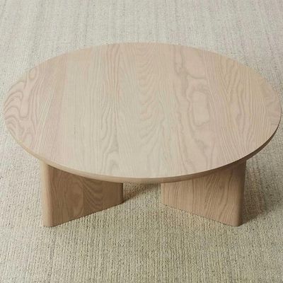 ホーム 家具 現代の三角形ベース コーヒーテーブル ウォールナッツ色の木製枠 ダイニングルーム家具