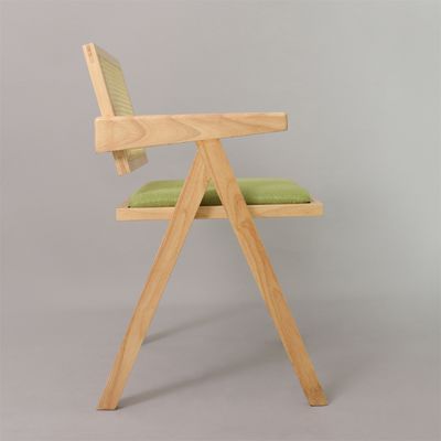 OEMサービス W46*D47*H91CM ノルディック 木製 家具 ホテル レストラン用 木製食卓