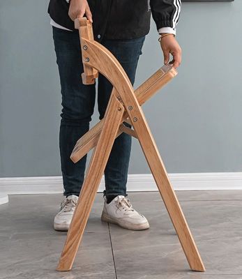 ホテル レストラン ダイニングルーム 家具 モダン ノルディック 折りたたむラタン リュックレスト 固木 ダイニングチェア W47.5*D47.5*H81.5CM