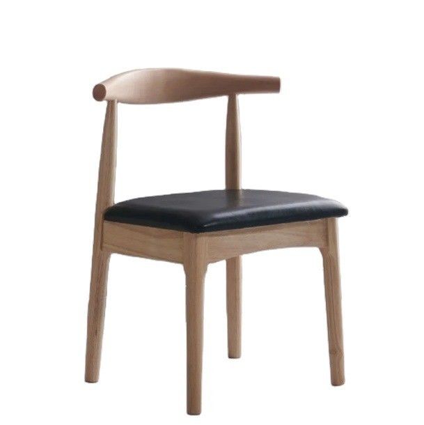 ダイニングルーム家具 ヨーロッパのスタイル オックスホーンとPU/ファブリックシートのモダンな椅子 木製枠 郵便包装 Y